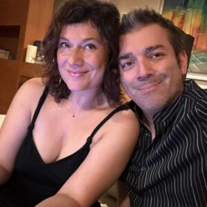 Catherine Mazoyer Instagram - Festejando la llegada de este 2024 con mi marido amado @raul_ars2 ❤️. Que sea un hermoso año, lleno de amor, abundancia, salud, risas, arte, viajes, amistad y tranquilidad para todos