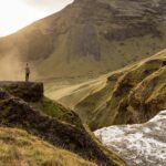 Catherine Paquin Instagram – Recharger mon bocal à bonheur 🫀📍
Si je peux vous donner mon meilleur conseil pour une destination froide : BIEN S’ÉQUIPER ✨🏃🏼‍♀️ tous les looks dans la vidéo viennent @sportsexperts X @thenorthface 🩵 #pub