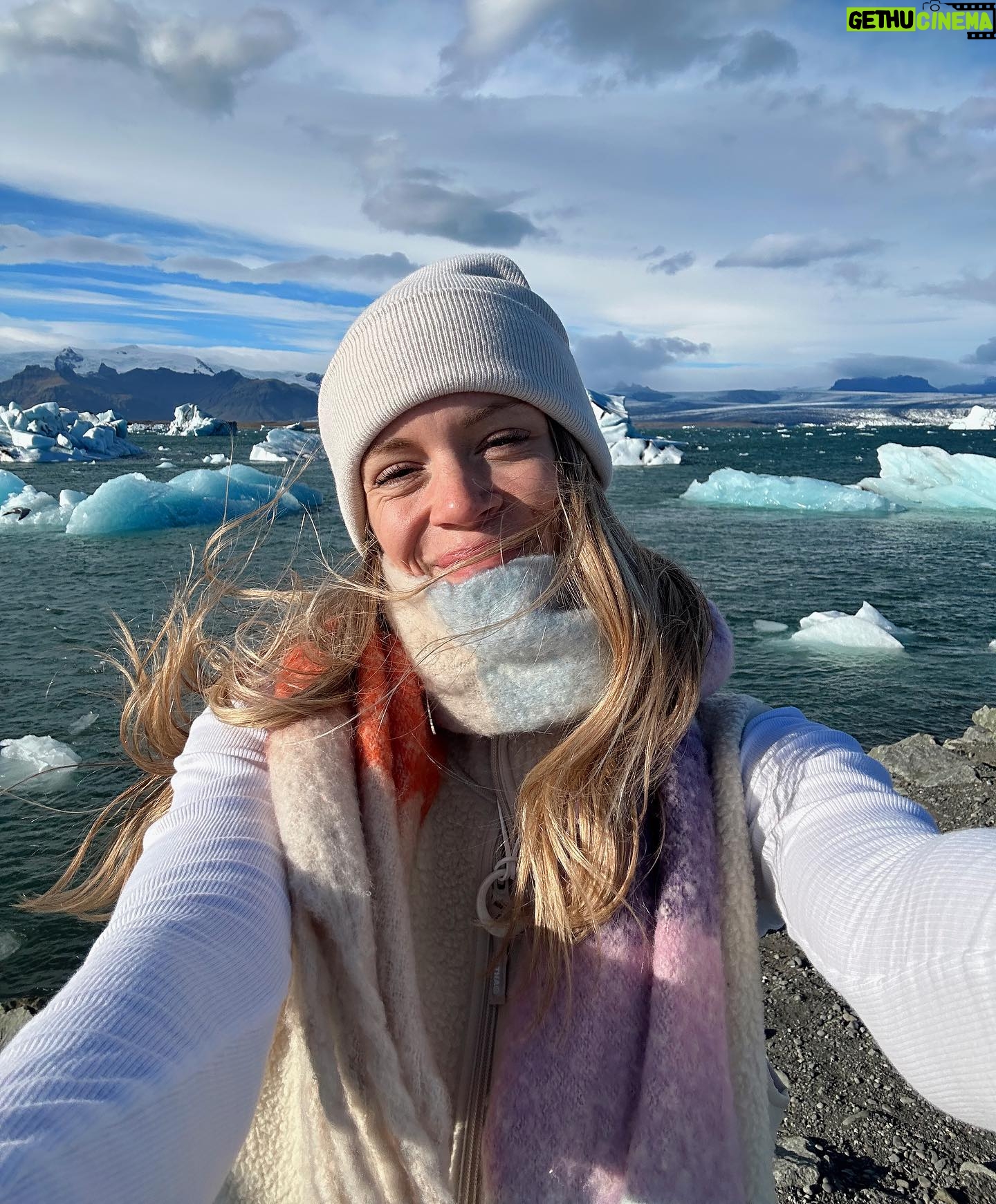 Catherine Paquin - 10.6K Likes - Ice Ice Baby 🦭🩵🫧