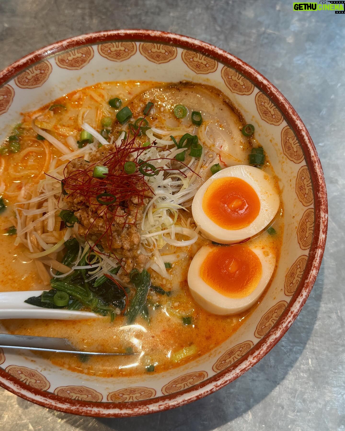 Catherine Paquin Instagram - Everything i ate in tokyo ๐๐ก ๐ : NAMCHINI82 CAFE ๐ : ORERYU SHIO RAMEN ๐ : PEANUT CAFE ๐ : BAM BI CAFE ๐ : MATCHA HOUSE ๐ : LUNA & LAUNDRY CAFE Save ce post si un jour tu veux aller au Japon , cโรฉtait DรLICIEUX , je rรชve dโun autre pancake ร la mangue ๐ฅ