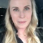 Catherine Sutherland Instagram - Hey there Nashville Comicon fans! ❤️🤍💙 Catherine has a message for you! 💝