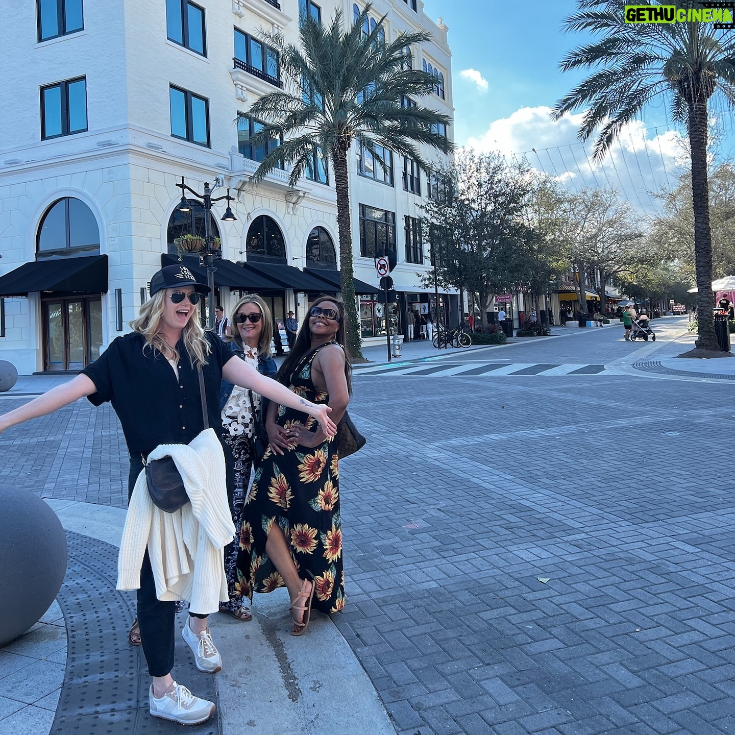 Catherine Sutherland Instagram - #throwbackthursday Reflecting on our girls weekend in West Palm Beach and how it filled my bucket! Love my tribe @nakiaburrise @theresagaz @rosariag72 #friendsthatarefamily #girlstrip #bestie #fillmybucket #powerrangersplayback #nakiaburrise #catherinesutherland #soulsisters