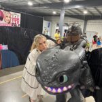 Catherine Sutherland Instagram - Thank you @nashvillecomicon It’s been a blast! #catherinesutherland #PinkRanger #Onceandalways #KatherineHillard #Mightymorphinpowerrangers #zeo #Turbo #PinkRangerPower #Pterodactyl #cranezord #powerrangersplayback