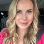 Catherine Sutherland Instagram - Thank you @nashvillecomicon It’s been a blast! #catherinesutherland #PinkRanger #Onceandalways #KatherineHillard #Mightymorphinpowerrangers #zeo #Turbo #PinkRangerPower #Pterodactyl #cranezord #powerrangersplayback