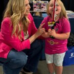 Catherine Sutherland Instagram - Thank you @nashvillecomicon It’s been a blast! #catherinesutherland #PinkRanger #Onceandalways #KatherineHillard #Mightymorphinpowerrangers #zeo #Turbo #PinkRangerPower #Pterodactyl #cranezord #powerrangersplayback