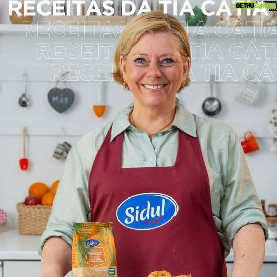 Cátia Goarmon - 1.1K Likes - A @tia_catia está de volta para te explicar como podes aconchegar o estômago e aquecer a alma com folhados de maçã. 🥧
👩🍳 Deixa este aroma delicioso pela casa e explora cada passo.
#Sidul #Siduldocesmomentos #açúcar #TiaCátia #Folhados #Maçã