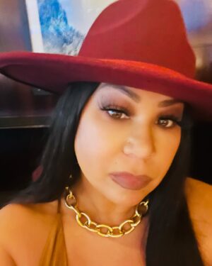 CeCe Peniston Instagram - Sometimes it’s nice to take a minute to yourself to celebrate in a place of peace ❤️@capital grille #cecepeniston #foodie #humpday #wed #mood #love