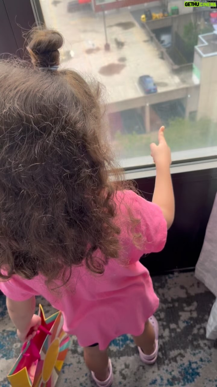 CeCe Peniston Instagram - Lol my niece #finally got a chance to see me perform and she had this reaction as I was doing #soundcheck @hartfordpride thanks for having me #cecepeniston #dude #seriously #shes a lil #artist already !! ❤️❤️❤️❤️❤️ #family #saturday