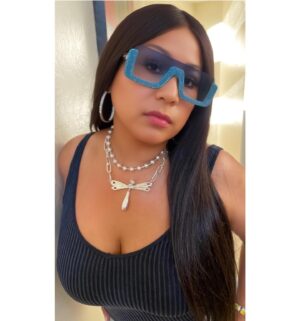 CeCe Peniston Instagram - Happy #sundayfunday make sure you grab these frames from @valdeciocollection hope your day is beautiful #sunday #fun #mood #vibes #glasses #cecepeniston #vibes #artistsoninstagram #artist