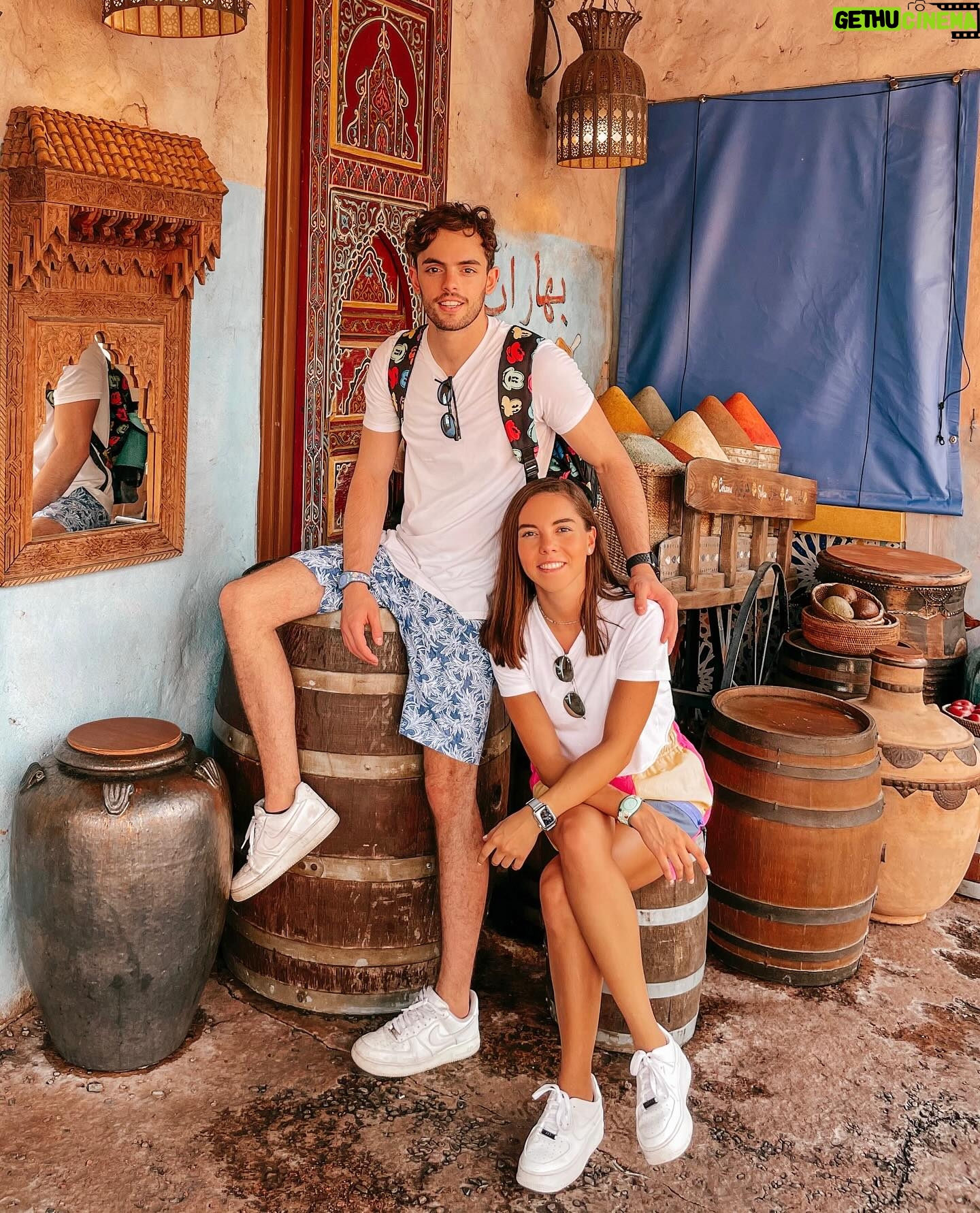 Ceci Flores Instagram - Empezando el año contigo por novena vez, que locura. Te amo chiqui! Me encanta que seas el más entusiasta siempre y que disfrutes hasta las cosas más pequeñas. Me enseñas mucho todos los días. 🤍🪲🦈