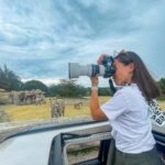 Ceci Flores Instagram - 🦒🐘🦛