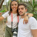Ceci Flores Instagram – 8 AÑOS • cocinados con azúcar, flores, y muchos colores.  Sé que es aquí, donde puedo ser mi versión más honesta. Te amo todos los días, en ésta y todas las vidas. (a Maui también) <3