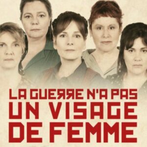 Cécilia Hornus Instagram - « La guerre n’a pas un visage de femme » d’après Svetlana Alexiévitch poursuit sa tournée. 

Retrouvez les guerrières toute cette semaine au Théâtre du Jeu de Paume à Aix en Provence pour écouter les récits incroyables de ces combattantes si héroïques. Nous aurons le plaisir d’échanger avec le public à l’issue de la représentation du mercredi 25. 

Notre spectacle se poursuivra ensuite à La Cigalière à Serignan puis au Centre des Bords de Marne.
Ensuite nous investirons Le Girasole  tout juillet à l’occasion du Festival d’Avignon. 

Théâtre du Jeu de Paume à Aix en Provence 

Mardi 24 janvier ➡️ 20h
Mercredi 25 janvier ➡️ 19h 
Jeudi 26 janvier ➡️ 20h 

La Cigalière à Serignan 

Vendredi 3 Février ➡️ 20h30

Théâtre Le Girasole à Avignon 

Du 7 au 30 juillet (horaire à préciser ). 

#laguerrenapasunvisagedefemme
#SvetlanaAlexievitch 
#emmanuellerozes #marionbierry #denislemaitre 
@vogt.val @sdlr65 @sandrine_molaro @marc_boudet @virginiehoudiniere @lacigaliere.serignan @marilu_production @jeanclaudelande @christsegura @artistesadami 
Crédit photo @stephaneparphot 
#compagniedesorphelins #dominiquebluzet #veroniquesternberg