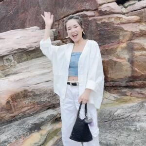 Cecilia So Instagram - 希望大家可以感受到我隨時隨地都可以跳舞的快樂🦋✨🤍 不像我那掃興的💩朋友！違反內心根本很想知的欲望又要搞什麼反叛經常和我唱反調！我知道你們想知的！是不是！！答是！（超強控制欲！）