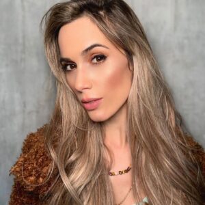 Cecilia Bonelli Instagram - #focalizar e ir siempre en búsqueda de más!  Buenas noches 🌙 💤