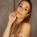 Cecilia Bonelli Instagram - #holaviernes hola a vos! Que estas #cuidándote y poniendo tu granito de arena para que esto mejore lo más rápido posible! ❤️🤞