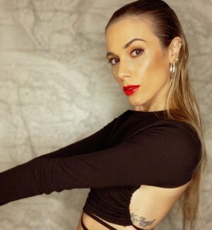 Cecilia Bonelli Instagram - Bouche rouge baby 💋