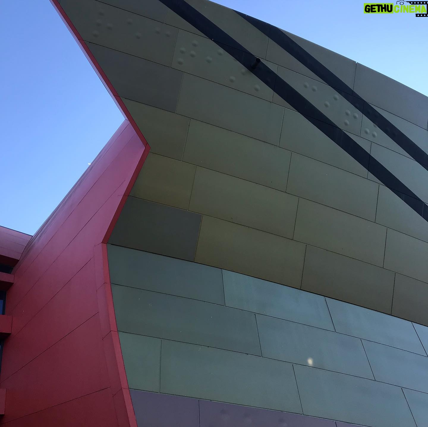 Celia Ireland - 0.9K Likes - When architecture and nature collide....National Museum in Canberra, catching some winter sun, sending love to all x