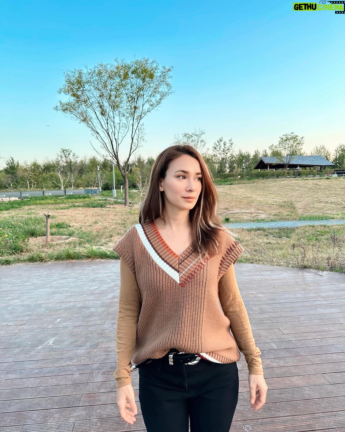 Celina Jade - 7.9K Likes - I want my baby to grow up loving nature like me!