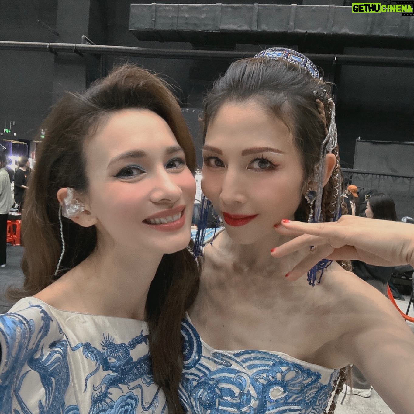 Celina Jade - 2.5K Likes - The journey, not the result, is the prize. I’m so glad 33 of us showed up together. Women from different walks of life, from different industries showing up to show themselves they too can do it and that age is just a number.