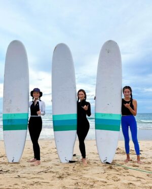 Celina Jade Instagram - Never too late to learn something new! Glad someone told me to wear pants hehe #surfergirl