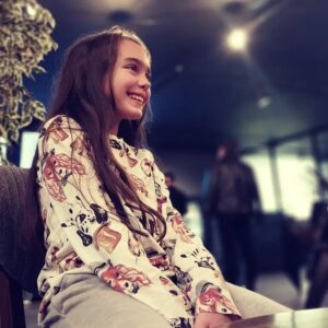 Cemre Demircan Instagram - Just smile🥰

#kidsfashionistamodel #kurulusosman #laylasirinajans #cemredemircan #zarakids #nationalgeographic