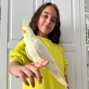 Cemre Demircan Instagram - Herkese Sağlıkla,Huzurla ve en önemlisi Sevdiklerimizle birlikte geçireceğimiz Nice Bayramlar Diliyorum…❤️❤️