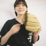 Cent Chihiro Chittiii Instagram - 渋谷のラジオ　"親父ロック部" 部長代理を卒業します！ 奈良美智部長の代理として 約4年やらせてもらって 楽しかったです＾＾ 最後の担当日は12月24日 自由奔放に届けさせてもらって スタッフさんに感謝いっぱいです。 芋煮会でまた会えたらいいな！ 最後まで何卒っ @shiburadi