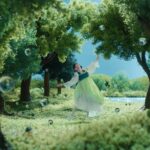 Cent Chihiro Chittiii Instagram - 『い･ろ･は･す森と水とみんなの未来篇』 4月1日から始まります🌳 かわいい森ちゃんたちと出会っています☺︎︎☺︎ @ilohas_jp い･ろ･は･す 水源保全プロジェクトでは 日本各地の美しい水源の森を守る活動に寄付し 未来の美しい水をはぐくむことをサポートしています🌿 い･ろ･は･すを飲むと日本の美しい水源の森を守る活動に 繋がってさらにはみんなの未来の水をはぐくむことに 繋がるなんてはっぴーなことなのだと嬉しくなりました☺︎ hairmake: @megumikuji_luckhair styling: @koromoishigaya1225