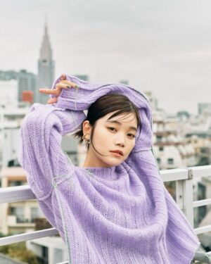 Cent Chihiro Chittiii Instagram - 人を愛すために、まずは
自分を好きになることから。
素直に生きて目まぐるしい日々に
目を凝らして。そんな気持ちを
いつもわたしを支えてくれる
小さな味方のマトメージュさんに
お話ししました💐
何卒。

@matomage_official 
@osakana_yuki 
@koromoishigaya1225 

https://www.instagram.com/matomage_official/