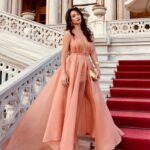 Ceren Benderlioğlu Instagram - @saatvesaat gecesine beni ışık hızı ile hazırlayan @dressistanbul_official ekibine ❤️❤️❤️ve ev sahibimiz @niranhurel elinin değdiği hersey mi güzel olur arkadaşım muhteşem bir organizasyondu.