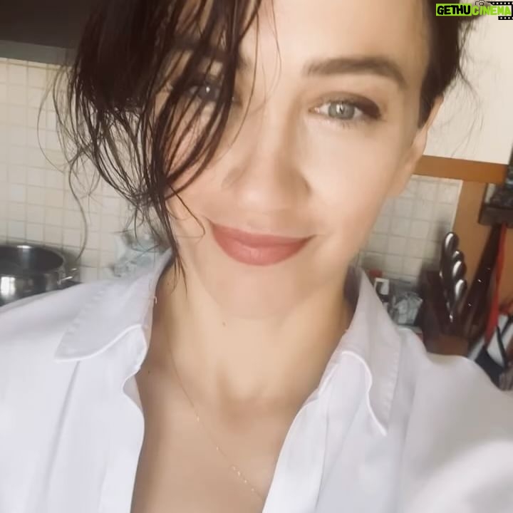Ceren Benderlioğlu Instagram - Kimse demiyor Ceren canım kızkacıran , torpil alalım patlatalım mı diye 🫣 bayramı alın bana torpil kızkacıran ve çatapatımı verin