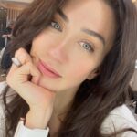 Ceren Benderlioğlu Instagram - @huseyinpolatofficial Candır 🎡💕✨ bana özel bir dokunuş ile havama hava kattı ⚡️💫⭐️💇‍♀️