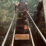 Ceren Benderlioğlu Instagram - Huzurlu bir kaç kitap , hoparlör, bir iki şort ,bra,bikini , deniz kokan havlular🐼 hayaliyle …..