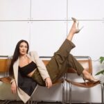 Ceren Benderlioğlu Instagram - Bir süre kendi kendime ⏳