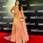 Ceren Benderlioğlu Instagram - @saatvesaat gecesine beni ışık hızı ile hazırlayan @dressistanbul_official ekibine ❤️❤️❤️ve ev sahibimiz @niranhurel elinin değdiği hersey mi güzel olur arkadaşım muhteşem bir organizasyondu.