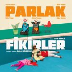 Ceren Taşçı Instagram – Ben bir hayale ortak oldum sonra o hayal benim de hayalim oldu.Bir oyun yapmak çok meşakkatli bir iş ama bir yandan da tüm zorluklarına rağmen bir o kadar keyifli ve öğretici.Bir sürü şey öğrenerek devam ediyorum hayatıma ve  bu oyunla beraber hayatıma katılan müthiş ekip arkadaşlarıma kocaman teşekkür etmek istiyorum; inatla,sevgi ve saygıyla bir arada olmaya ve üretmeye devam ettiğiniz için.İyi ki❤️
Biz @parlakfikirleroyun ile ;
22 Mart 20.30’da @sestiyatrosu 
23 Mart 20.30’da @alankadikoy ‘de olacağız.
KÜNYE:
Yazar: Eric COBLE
Çevirmen: Buket GÜLBEYAZ
Yönetmen: Buket GÜLBEYAZ
Dekor ve Kostüm Tasarımı: Ahsen Nur YAMAN
Işık Tasarımı: Osman AKTAN
Hareket Düzeni: Fethi Arda ERGÜL
Efekt Tasarımı: Metin KÜÇÜKYILMAZ
Yardımcı Yönetmen: Onur DEMİRCAN
Reji Asistanı, Sahne Amiri: İlayda ŞALLI
Yapım Asistanı: Atakan UYANIK
Prova Fotografçısı: Ceyda ASLAN
Afiş Fotoğrafçısı: Nilay EREN
Concept Tasarımcısı: Mürsel GÜVEN Yapımcılar: Flanör Yapım, Platz Project Yürütücü Yapımcı: No Yapım
Oyuncular: Ceren Taşçı, Ünal Yeter, Dila Yağcı, Kiraz Tosun, Uğur Baran
@bonobotiyatro @platzproject @flanoryapim @noyapim
Bazı notlar: 
Buket @buketgulbeyaz seni zekanı,zerafetini,insanlığını çok seviyorum❤️
Uğur @ugurbrnn ve Dila @dilayagci ne çektik be ama hep destektiniz sağolun☺️
Ünal @unalyeter yeni geldin herkese kendini sevdirdin benden daha çok sevecekler seni sinirim bozuluyor
Kiraz @kkiraztosun güzel enerjinle hoş geldin💕
Onur başgan @onordomorcon yanan beynimizi marş beyin tamirine beraber götürelim, emeklerinin tarifi yok❤️
Bütün fotoğrafları çekip sadece yansıması görülen canım asistanımız @salliilayda iyi ki varsın❤️
Ve arkada deli gibi koşturan bütün ekip,bize inanan yapımcılarımız iyi ki varsınız hepiniz🌹
#parlakfikirler #tiyatro #sestiyatrosu #alankadıköy