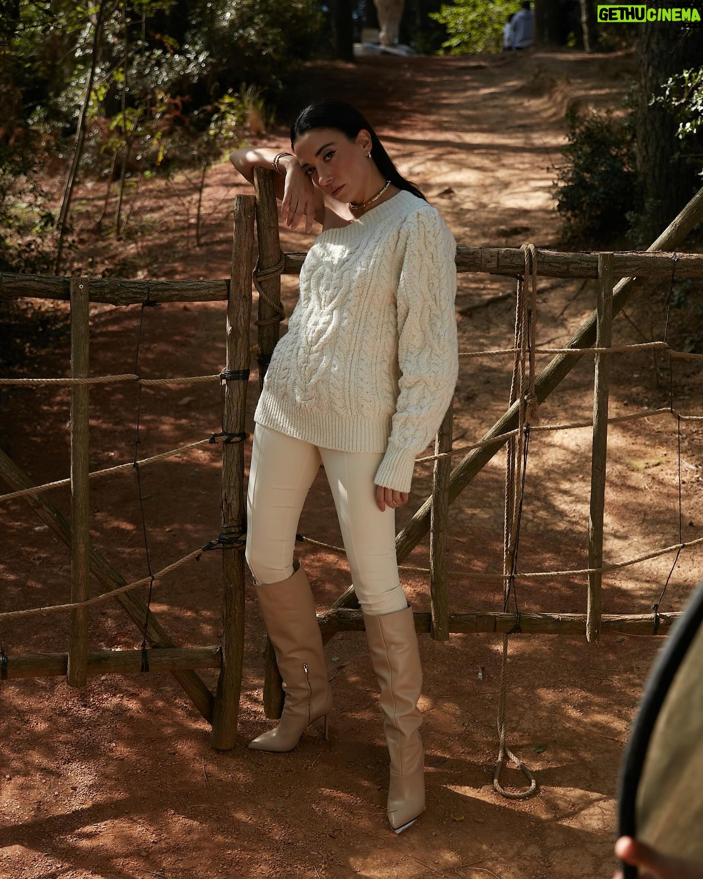 Ceren Yalazoğlu Karakoç Instagram - @allmagazine ‘in yeri bende hep özel kalacak…ilklerim oldunuz…Uzun yıllar nice çekimler yaparız umarım🤍 Ve sonsuz teşekkürlerim🥰 Yayın Direktörü : @meltemaydin_ofc Genel Yayın Yönetmeni ve Röportaj: @salihdevrim Fotoğraf: @biemre Moda Editörü: @cerenalist Makyaj : @hidayetkorkmaz_ Saç: @volkanbayarr Fotoğraf Asistanı : @sam0sahin Moda Editörü ekibi: @iremakadam @dilaraaasayarr @c.cerenkara @pinaatunuslu ❤️