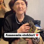 Cevahir Turan Instagram – Canım ananem 🥰 Yıllar önce severek giydiği eteklerini bana verirken çok mutluydu. 94 yaşındaki kadının mutluluğuna mutluluk katmak için etekleri kendi bedenime göre daralttım ve sonuç 🥰 Ben çok sevdim. Beğenenler burada mı? 🥰