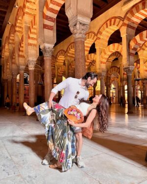 Cevahir Turan Instagram - Son bir kaç gün biz ❤️ Albümün son fotoğrafı ise 7 sene önce ilk tanışmamızdan tam bir ay sonra 🥰 #love #andalucia
