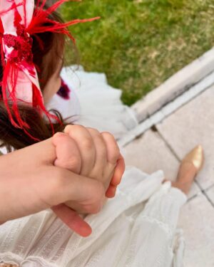 Cevahir Turan Instagram - Güzelliklerim 🥰 Onlarla daha güzel oluyorum ❤️