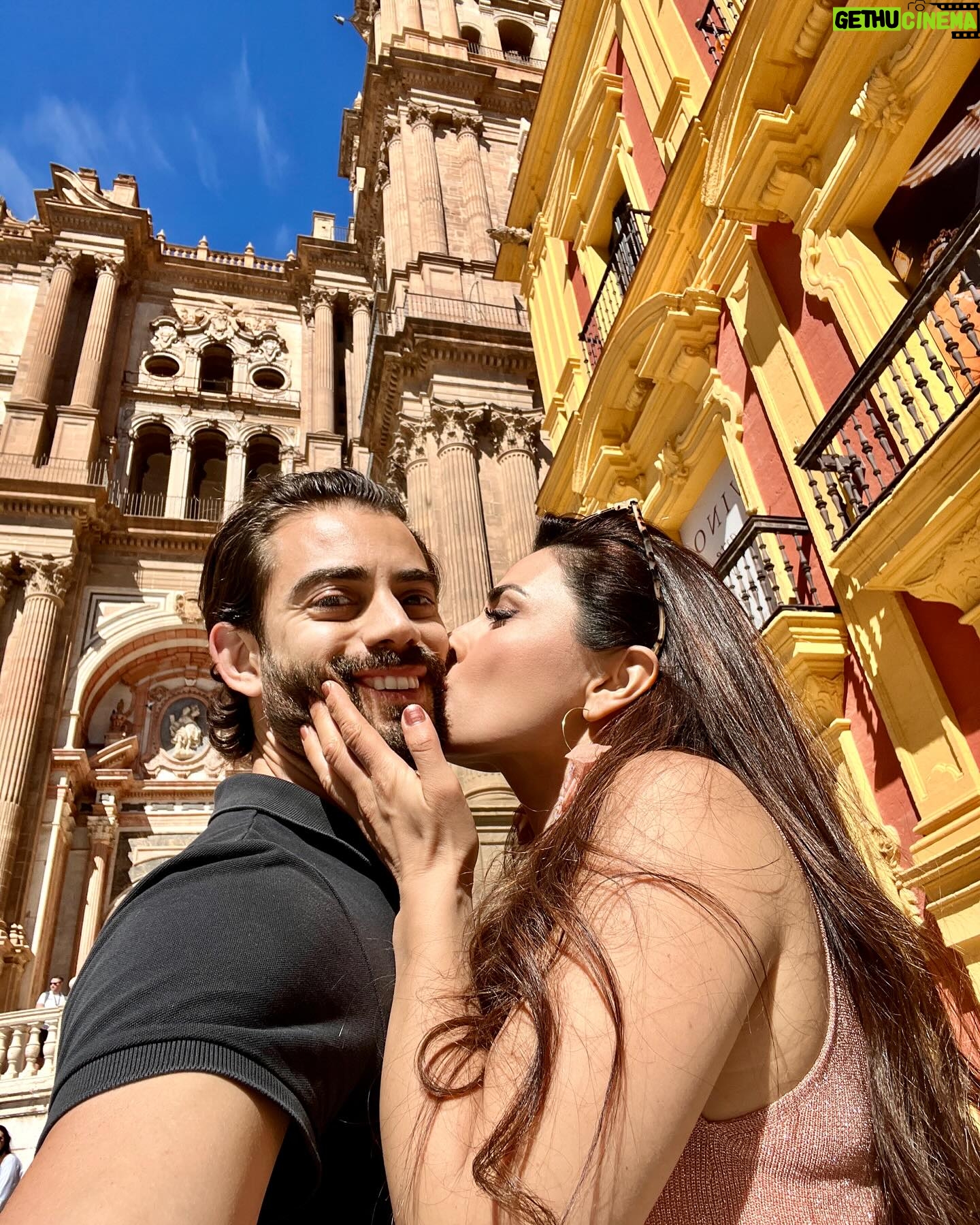 Cevahir Turan Instagram - Bugün çocuklarımın babası, dostum, hayat arkadaşım Arman’ın doğum günü ❤️ İyi ki doğmuş, iyi ki miniklerimiz olmuş 🥰