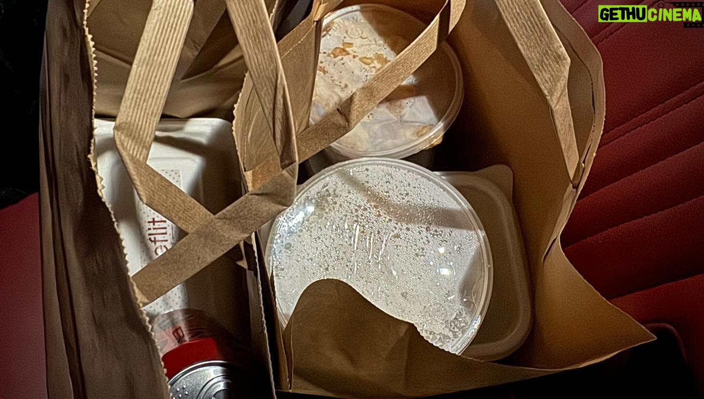 Cha Joo-young Instagram - 🎄🎁 merry white christmas~movie night~winter house