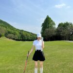 Cha Ye-ryun Instagram - 날씨가 다했네~ 내사랑 지산cc 우리 @stylist_boo 보람 이사님이랑 행복한 라운딩⛳️🏌️‍♀️ 골프복은 @jlindebergofficial #린드버그 골프화는 지미추&말본 골프화 중에 최고💕