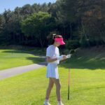 Cha Ye-ryun Instagram - 사랑하는 사람들과 라운딩은 언제나 행복😍⛳️ 날씨가 너무 좋아서 또 행복 💕 너무 예쁜 골프복은 @creve9_golf_official #크리브나인 🍀