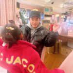 Cha Ye-ryun Instagram - @hino2033 노고문님이랑 @katekitchen_personal 우리언니랑 인아랑 온가족 다같이 일요일 저녁으로 #시고로 크림 파스타 한접시 다 드신 주인아씨💕 오리온 과자 종합선물셋트 인아사랑…..😍 감사합니다