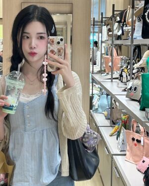 Chae Soo-ah Instagram - 🫧🍀