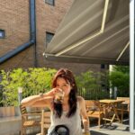 Chae Jung-an Instagram - 마시고 뜯고 태우고☀️☀️☀️☀️☀️☀️☀️☀️