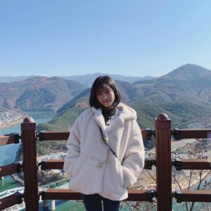 Chaewon Instagram - 예전사진 올리깅😉