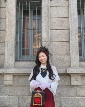 Chaewon Instagram - #🌹